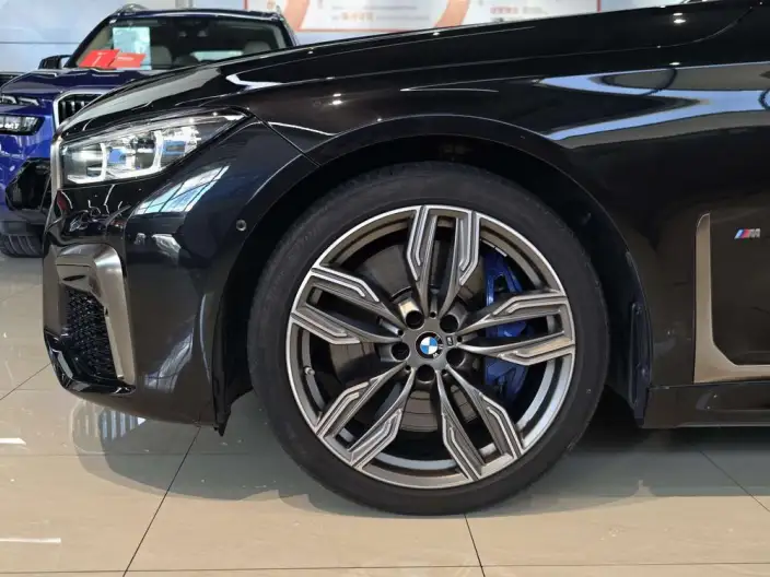 BMW 7 Series 2019 Model Facelift M760Li xDrive V12 Sports Set – фото 8