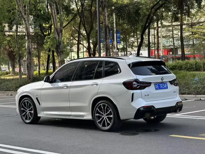 BMW X3 2022 Model xDrive30i Leading Model M Night Set – фото 3