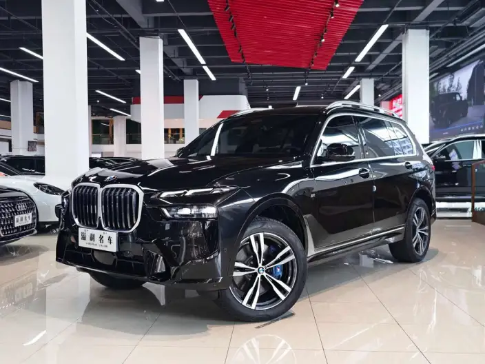 BMW X7 2023 Model xDrive40i Exclusive Model M Sports Set