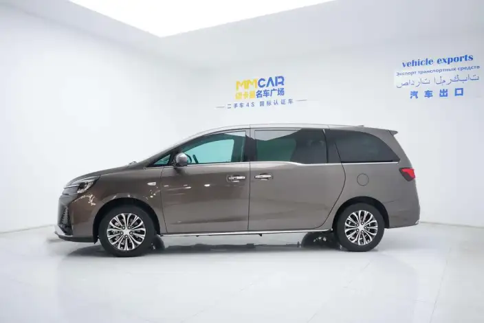 Buick GL8 2022 Model Facelift Business class 652T Luxury Model