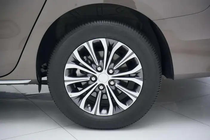 Buick GL8 2022 Model Facelift Business class 652T Luxury Model – фото 6