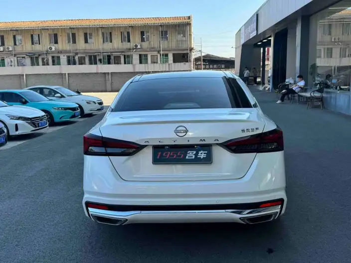 Nissan Teana 2022 Model 2.0L XL-Upr Premium Edition – фото 5
