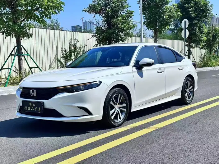 Model Ge 2023 Model 240TURBO CVT Leading version