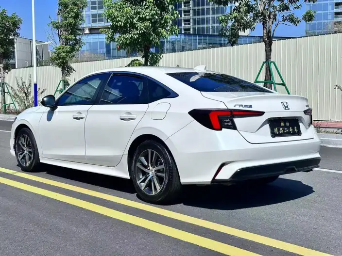 Model Ge 2023 Model 240TURBO CVT Leading version – фото 5