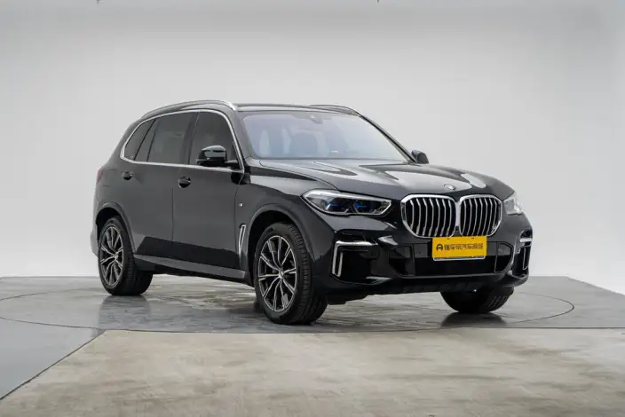 BMW X5 2022 Model Facelift xDrive 30Li Exclusive Model M Sports Set