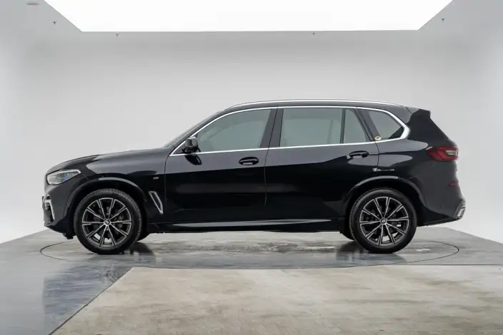 BMW X5 2022 Model Facelift xDrive 30Li Exclusive Model M Sports Set