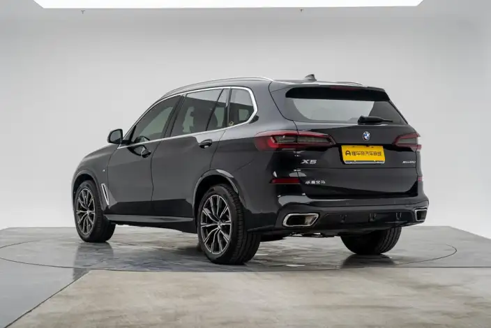 BMW X5 2022 Model Facelift xDrive 30Li Exclusive Model M Sports Set – фото 5
