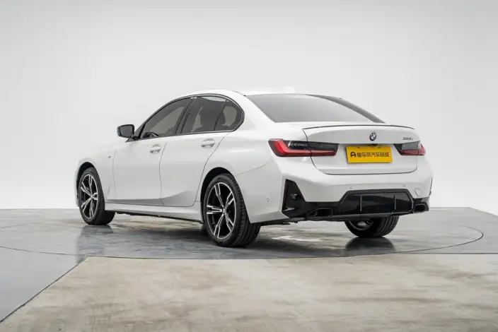 BMW 3 Series 2023 Model 325i M Sports Night Set – фото 5