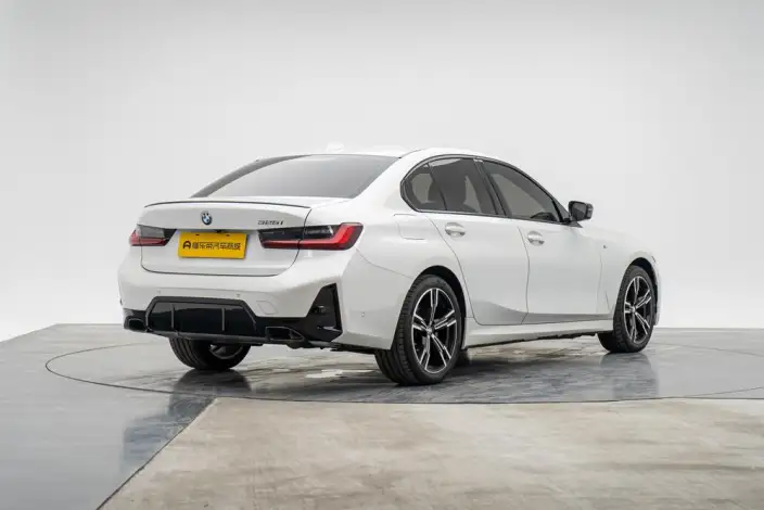 BMW 3 Series 2023 Model 325i M Sports Night Set – фото 7