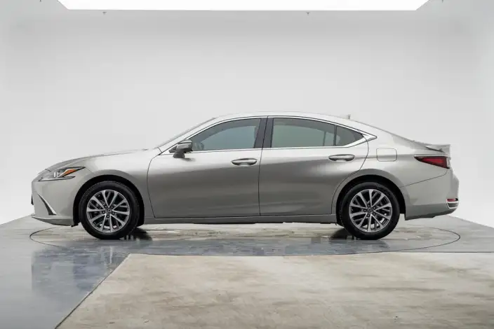 Lexus ES 2024 Model 200 Premium