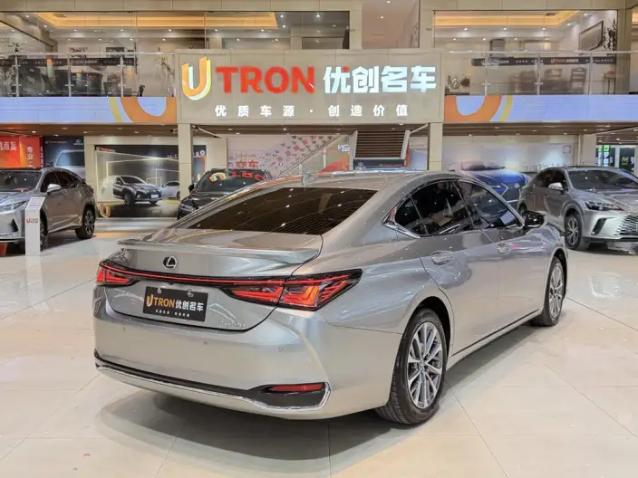 Lexus ES 2025 Model 200 Premium – фото 5