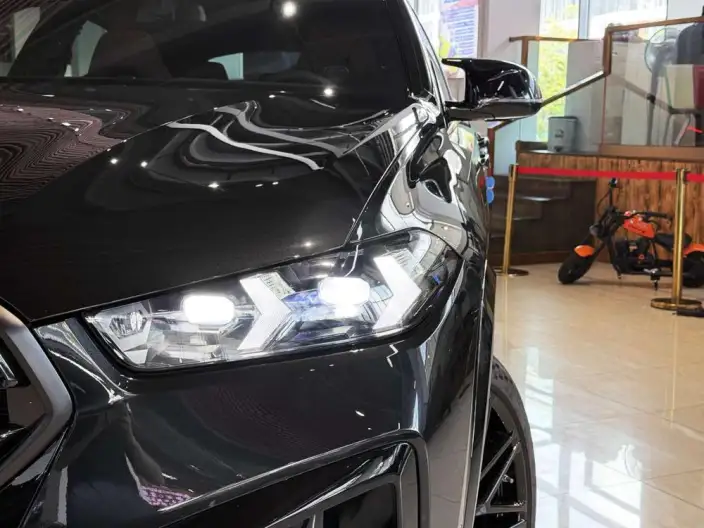 BMW X6 M 2023 Model X6 M Thunder Edition – фото 8