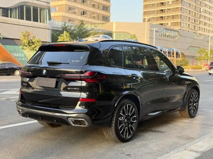 BMW X5 2025 Model xDrive40Li M Sports Night Set – фото 6