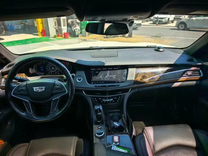 Cadillac CT6 2022 Model 28T Luxury Model – фото 9