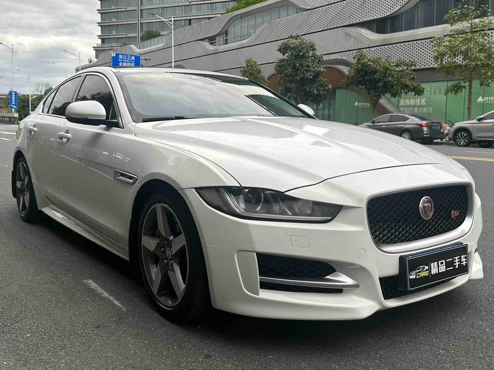 Jaguar XE 2015 модификация 2.0T 240PS R-Sport – фото 3
