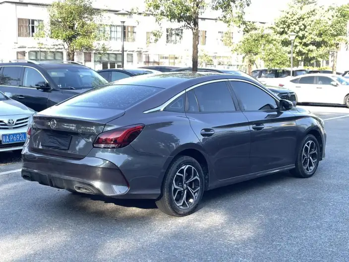MG5 2021 Model 180DVVT CVT Youth Deluxe Edition – фото 7