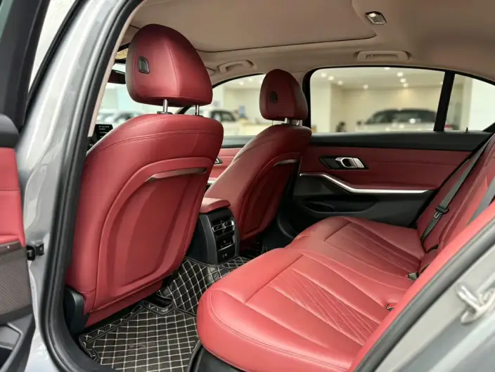 BMW 3 Series 2023 Model 325Li M Sports Set – фото 9