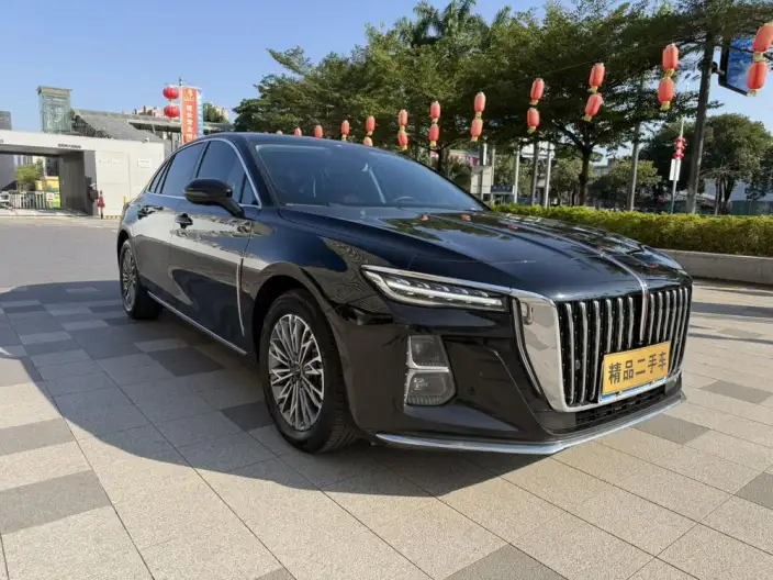 Hongqi H5 2024 Model 2.0T Automatic Smart Flag Enjoy Edition