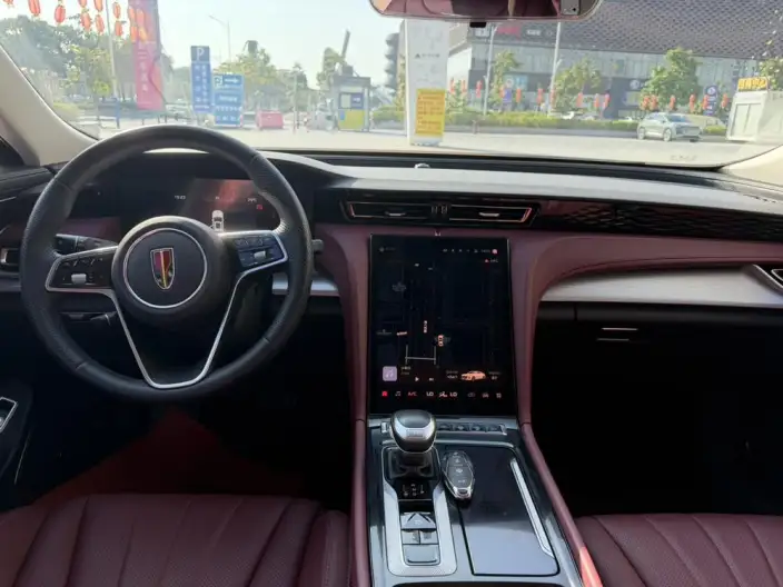 Hongqi H5 2024 Model 2.0T Automatic Smart Flag Enjoy Edition – фото 10