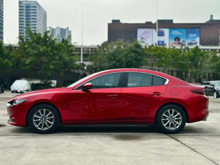 Mazda3 Axela 2022 Model 2.0L Automatic Zhi Engine Edition – фото 3