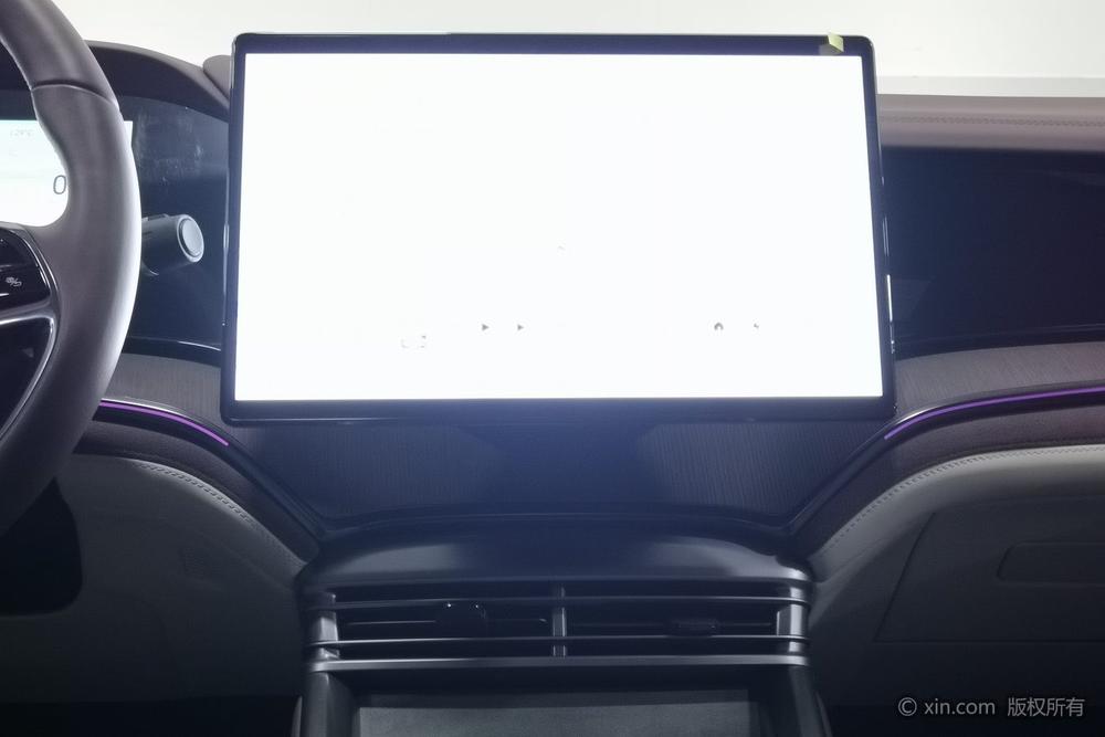 BYD Seal DM Раздел 2023 DM-i 1.5T 121KM Flagship – фото 10