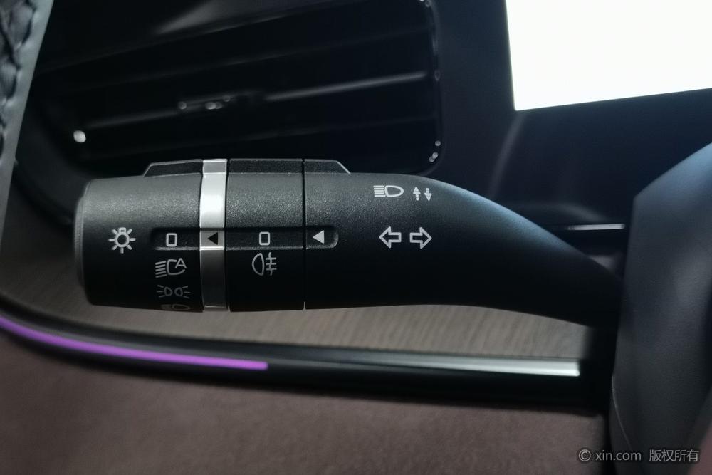 BYD Seal DM Раздел 2023 DM-i 1.5T 121KM Flagship – фото 15