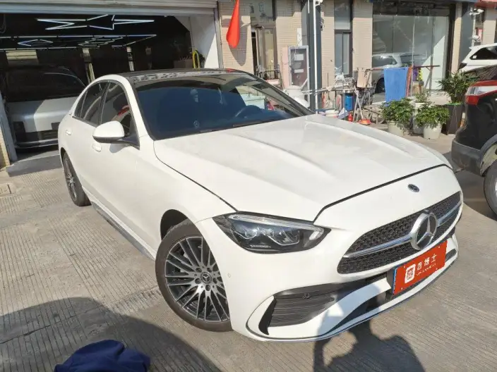 Mercedes-Benz C-Class 2023 Model C 260 L Sports Edition – фото 2