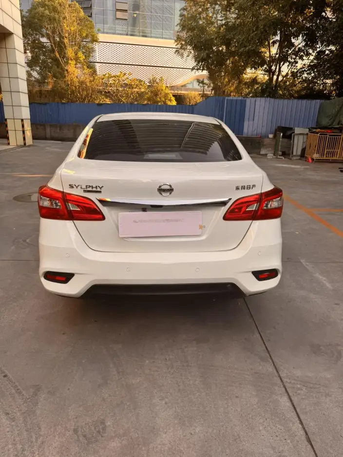 Nissan Sylphy 2021 Model Classic 1.6 XE CVT Comfort Edition – фото 5