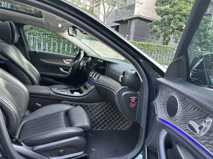 Mercedes-Benz E-Class 2022 Model E 260 L sedan – фото 5