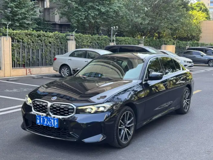 BMW 3 Series 2023 Model 325Li M Sports Set – фото 1