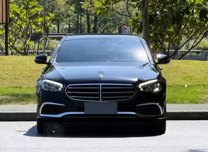 Mercedes-Benz E-Class 2022 Model Facelift II E 300 L Luxury Model sedan – фото 2