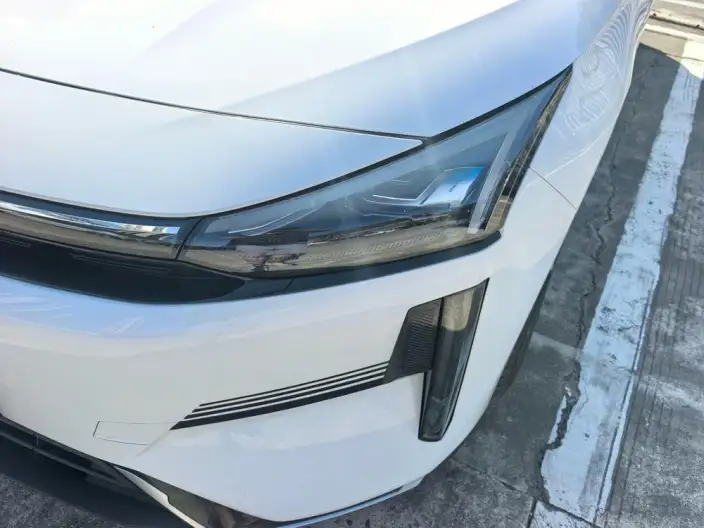 Geely Galaxy L6 2023 Model 1.5T DHT 125km PLUS – фото 7