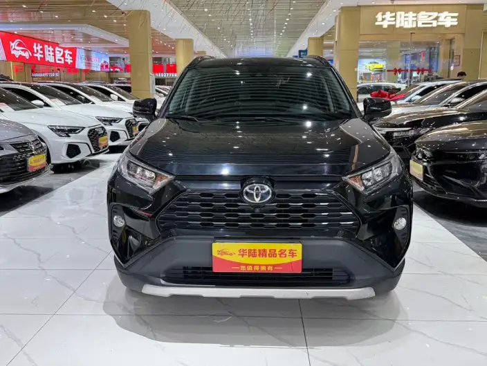 Toyota RAV4 2022 Model 2.0L CVT 2WD Fashion edition – фото 2