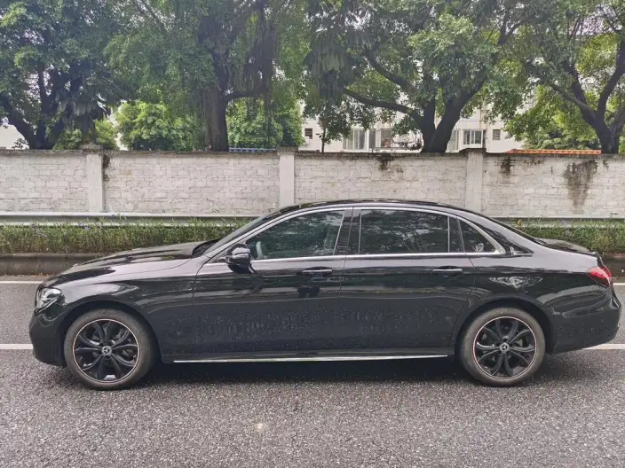 Mercedes-Benz E-Class 2023 Model E 300 L Fashion Model Sports sedan – фото 3