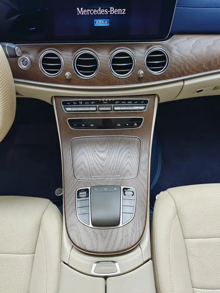 Mercedes-Benz E-Class 2023 Model E 300 L Fashion Model Sports sedan – фото 6