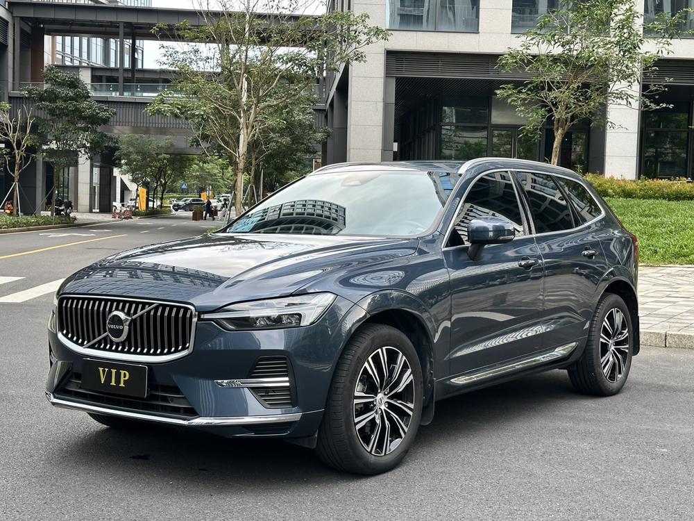 Volvo XC60 2022 B5 4WD Smart Enjoy Luxury – фото 1