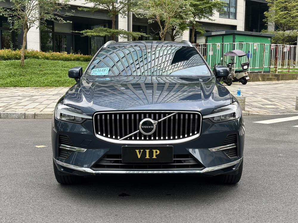 Volvo XC60 2022 B5 4WD Smart Enjoy Luxury – фото 2