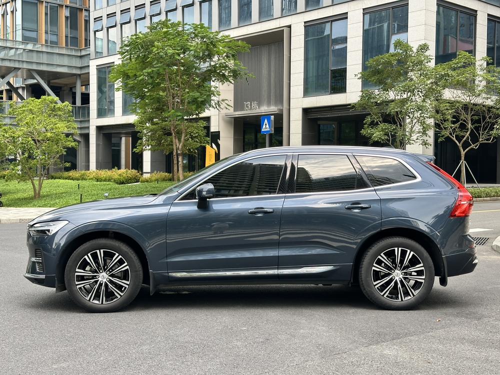Volvo XC60 2022 B5 4WD Smart Enjoy Luxury – фото 4