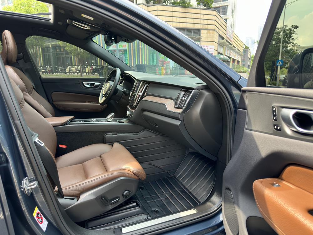 Volvo XC60 2022 B5 4WD Smart Enjoy Luxury – фото 16