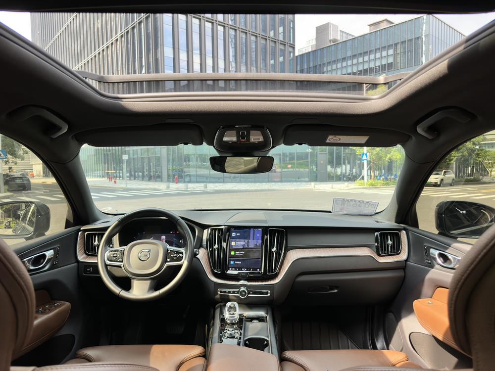 Volvo XC60 2022 B5 4WD Smart Enjoy Luxury – фото 18