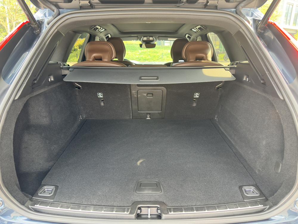 Volvo XC60 2022 B5 4WD Smart Enjoy Luxury – фото 23