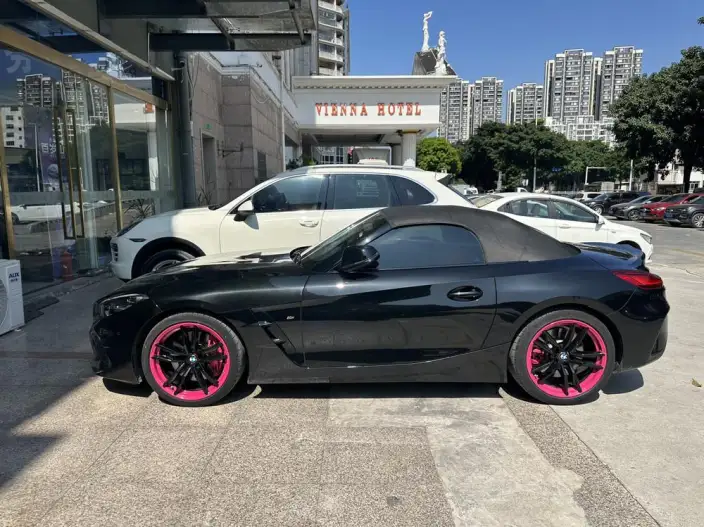 BMW Z4 2023 Model sDrive 25i M Sports Night Set – фото 2