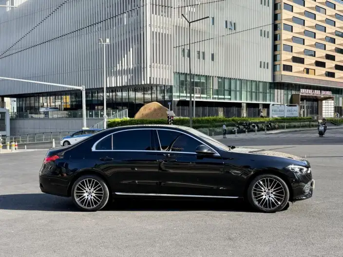 Mercedes-Benz C-Class 2022 Model Facelift C 260 L – фото 8