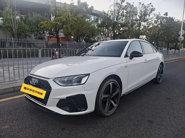 Audi A4 L 2024 Model 40 TFSI Luxury Dynamic Model – фото 1
