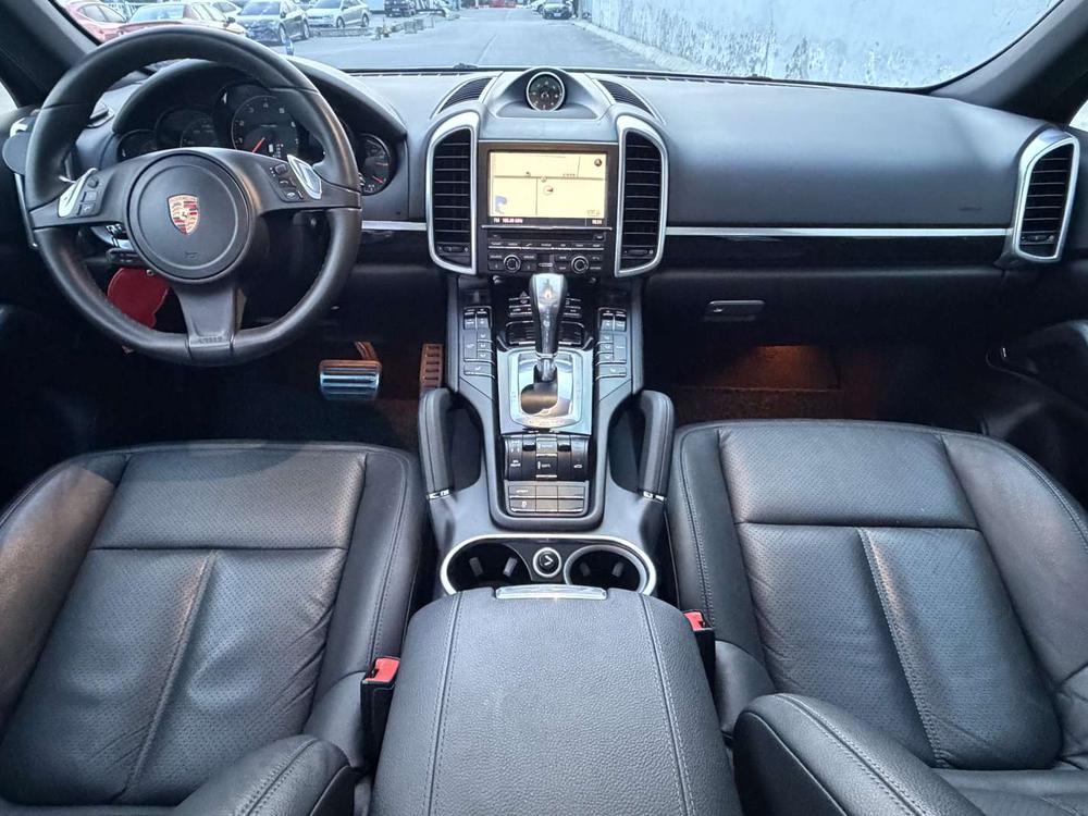 Porsche Cayenne 2011 Cayenne 3.0T – фото 9