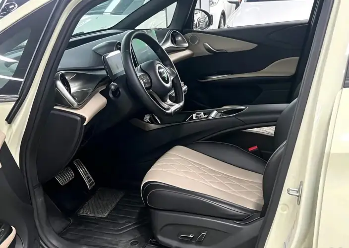 BYD Dolphin 2021 Model Fashion Edition – фото 9