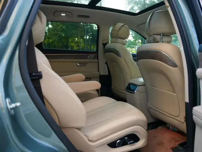 Aito M7 2022 Model 2WD Comfort Edition – фото 9
