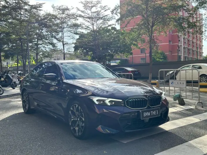 BMW 3 Series 2025 Model 330i 50th Anniversary Limited edition – фото 3