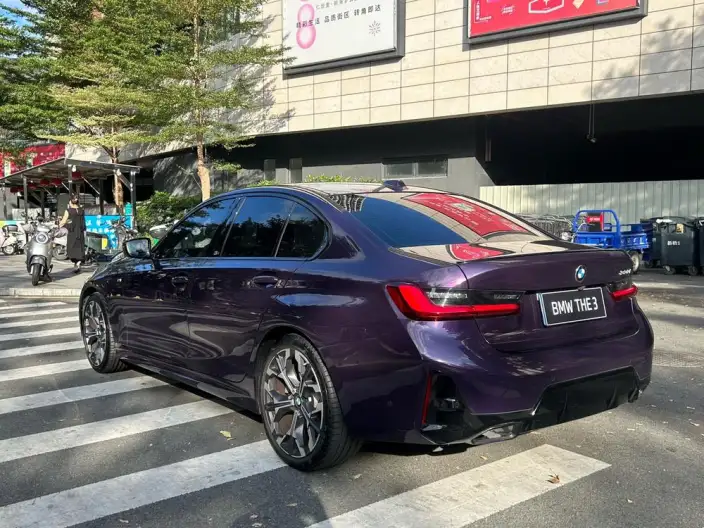 BMW 3 Series 2025 Model 330i 50th Anniversary Limited edition – фото 4