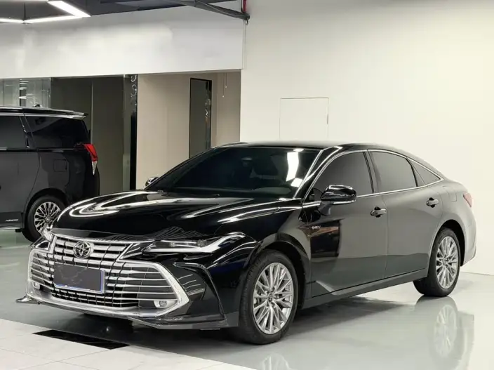 Toyota Avalon 2026 Model Intelligent Hybrid 2.0L E-CVT Deluxe Edition – фото 1